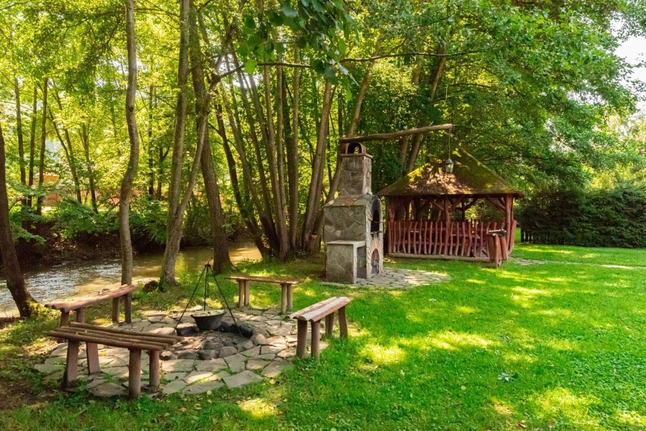 VárLak Sub Cetate Exterior foto
